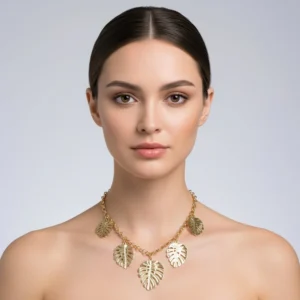 BREEZE LEAF NECKLACE